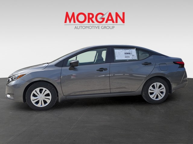 2025 Nissan Versa - Photo 5