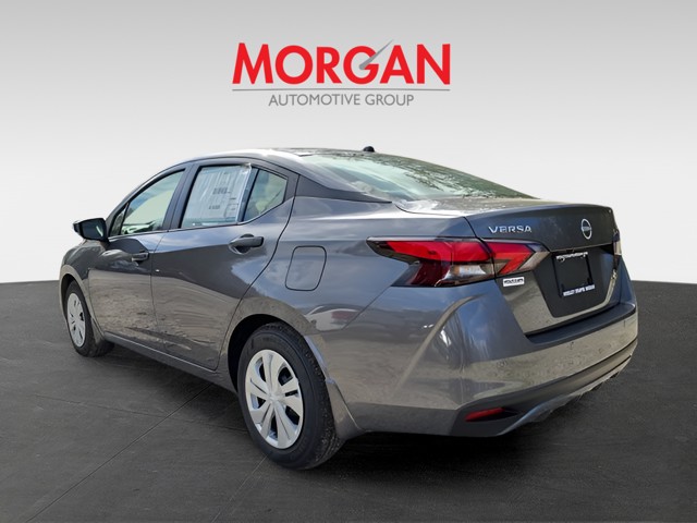 2025 Nissan Versa - Photo 6
