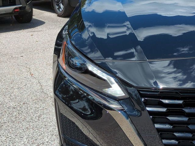 2025 Nissan Altima - Photo 10