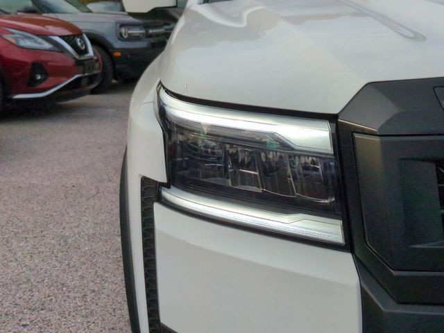 2026 Nissan Frontier - Photo 10