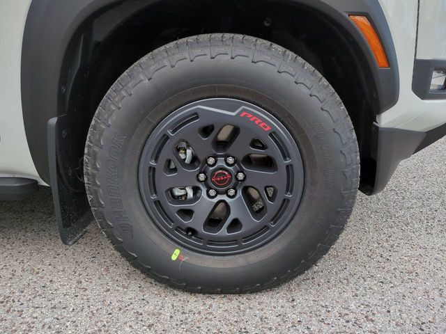 2026 Nissan Frontier - Photo 11