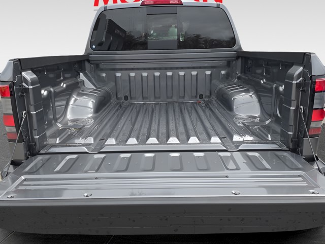 2026 Nissan Frontier - Photo 10