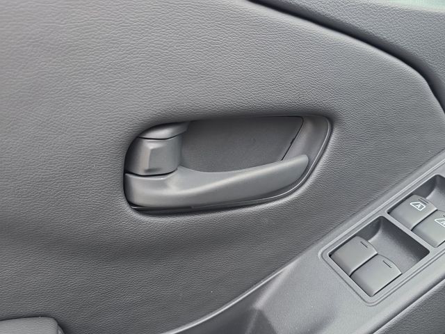 2026 Nissan Frontier - Photo 18
