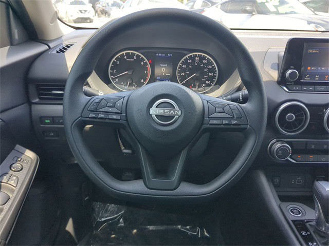 2025 Nissan Sentra - Photo 13