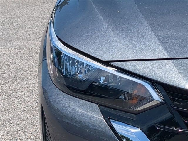 2025 Nissan Sentra - Photo 10