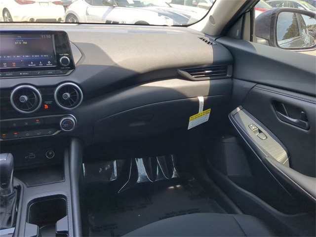 2025 Nissan Sentra - Photo 14