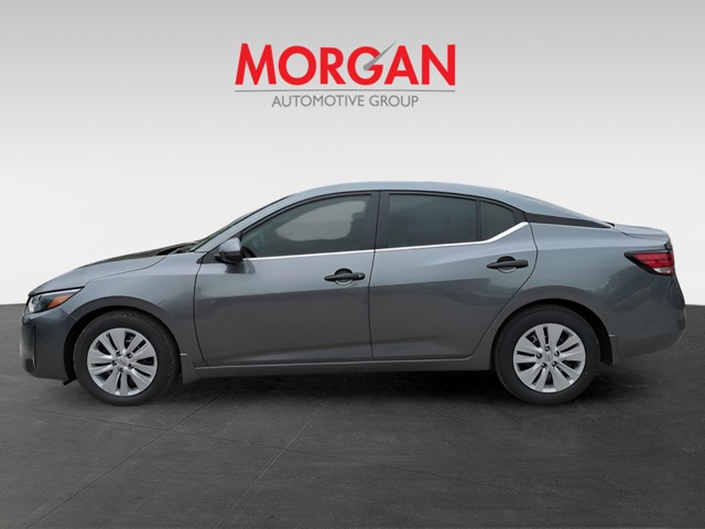 2025 Nissan Sentra - Photo 9