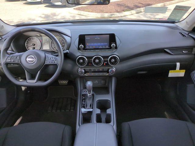 2025 Nissan Sentra - Photo 13