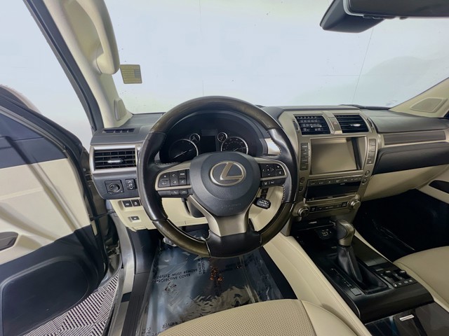 2020 Lexus GX - Photo 13