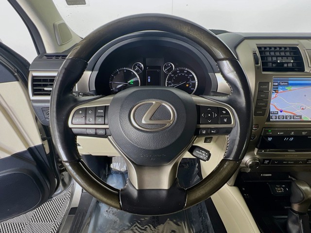 2020 Lexus GX - Photo 15