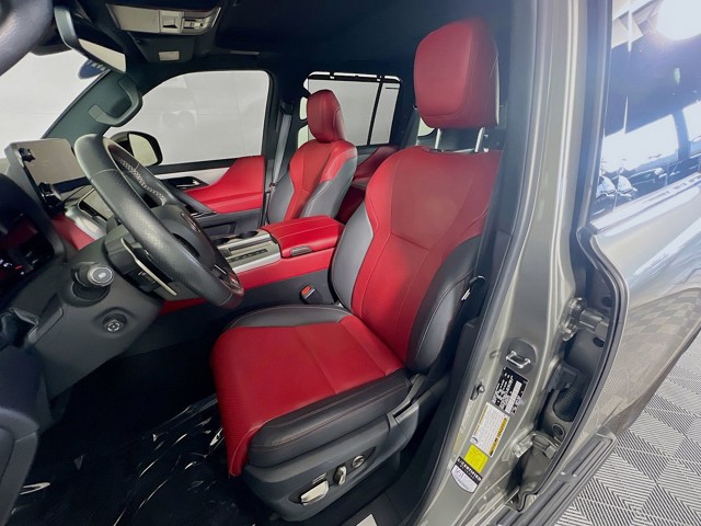 2024 Lexus LX - Photo 10