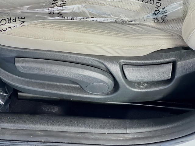 2016 Hyundai Sonata Hybrid - Photo 12