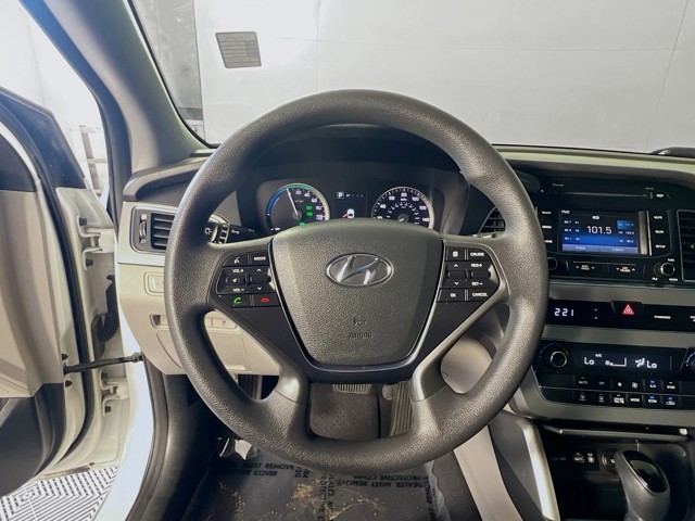 2016 Hyundai Sonata Hybrid - Photo 15