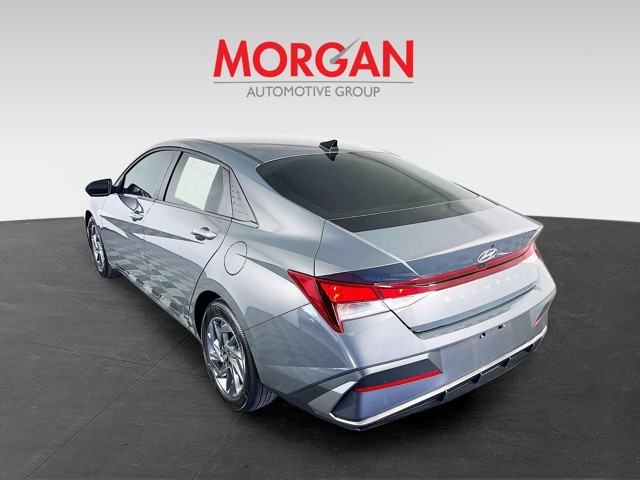 2024 Hyundai Elantra - Photo 4