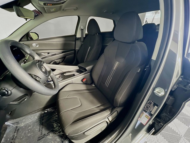 2024 Hyundai Elantra - Photo 9
