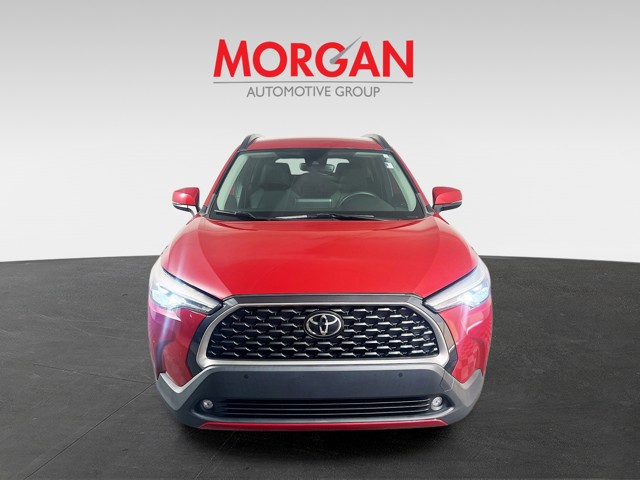 Used 2022 Toyota Corolla Cross XLE with VIN 7MUEAAAG6NV014127 for sale in Kansas City