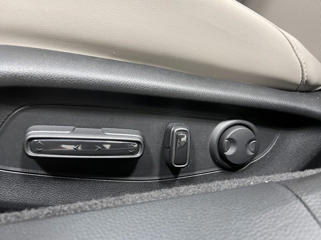 2025 Honda Accord Hybrid - Photo 13