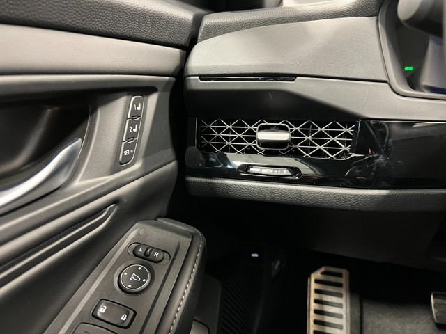 2025 Honda Accord Hybrid - Photo 15