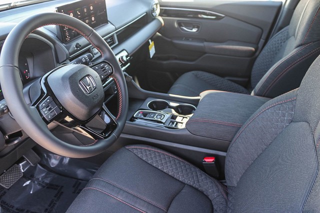 2026 Honda Pilot - Photo 8