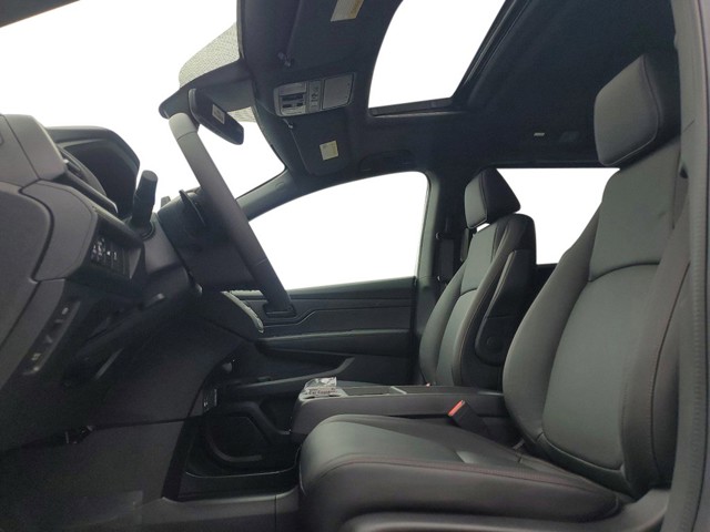2026 Honda Odyssey - Photo 12