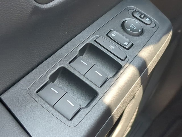 2025 Honda CR-V Hybrid - Photo 9