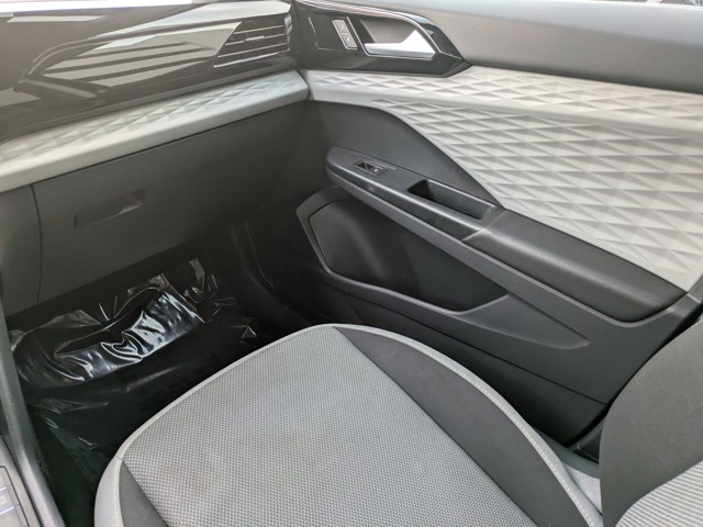 2022 Volkswagen Taos - Photo 15