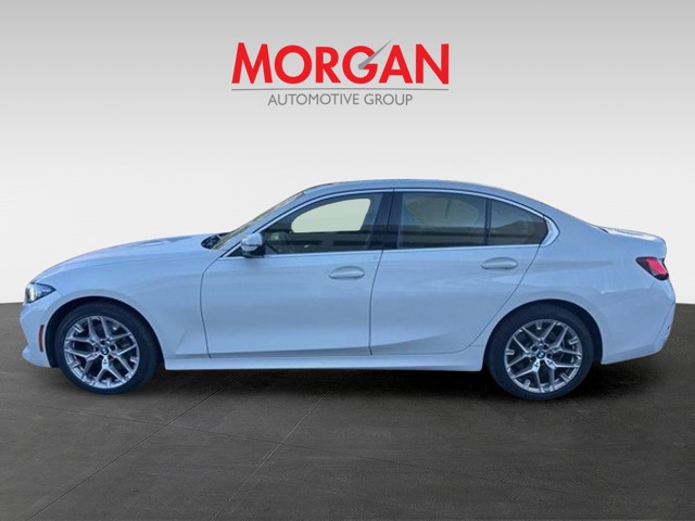 2025 BMW 3 Series - Photo 8