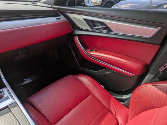 2023 Jaguar XF - Photo 14
