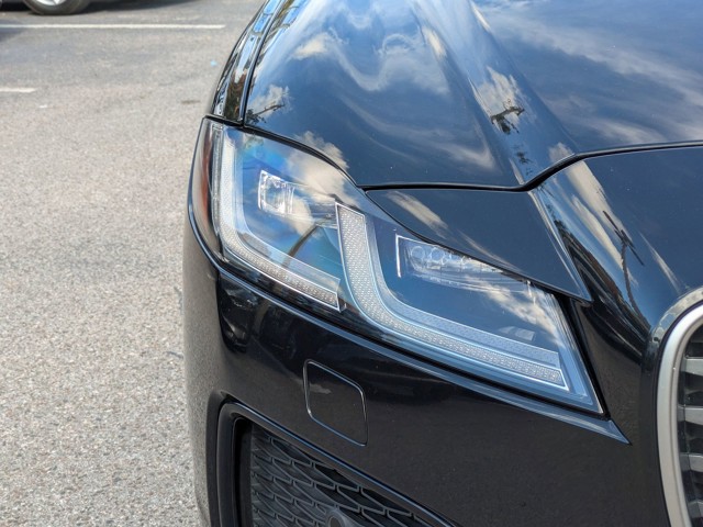 2023 Jaguar XF - Photo 8