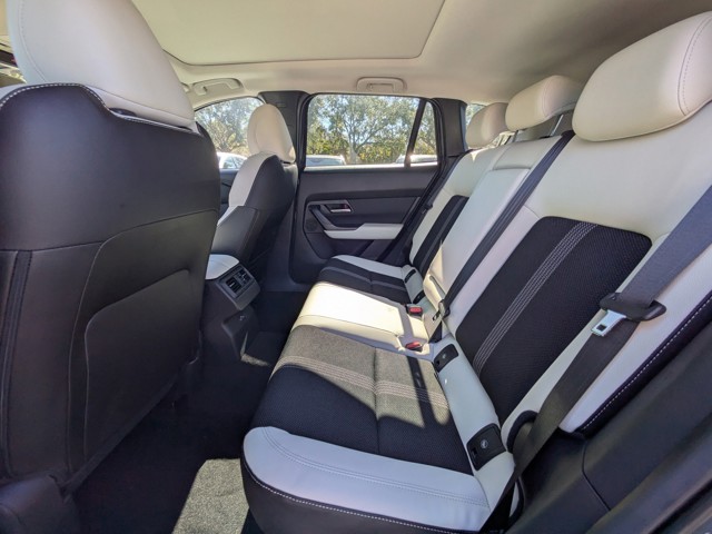 2026 Mazda CX-50 - Photo 11